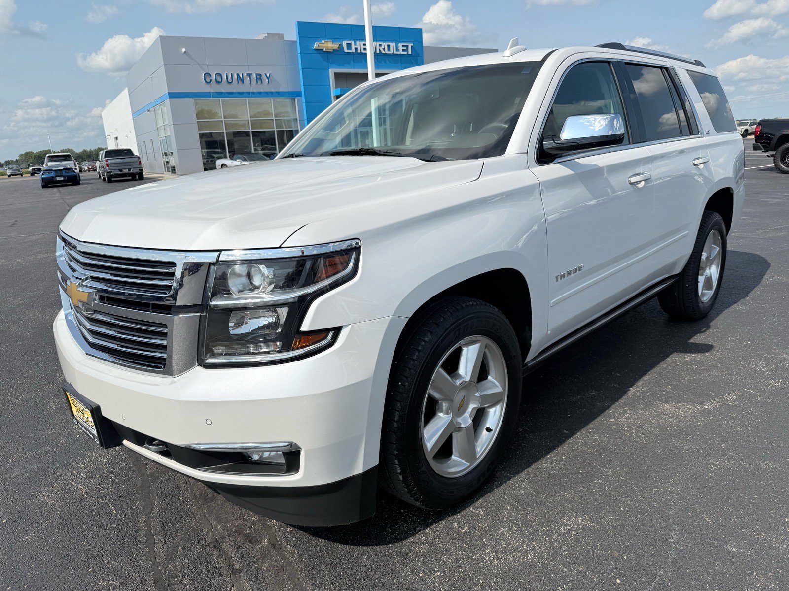 Used 2016 Chevrolet Tahoe LTZ AWD/4WD image 9