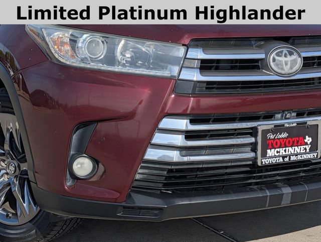 Used 2018 Toyota Highlander Limited Platinum image 3