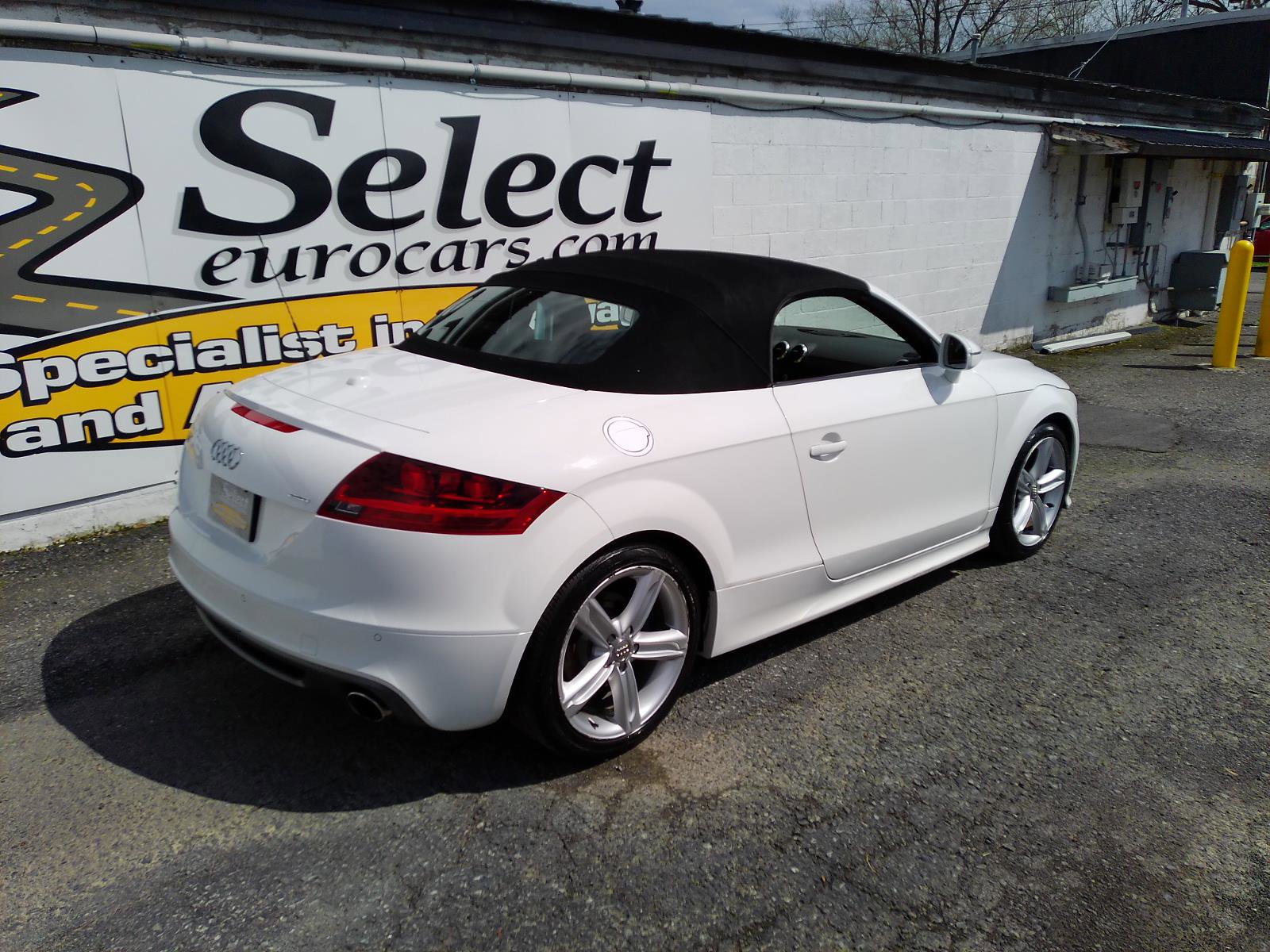 Used 2015 Audi TT 2.0T w/ Fine Nappa Leather Package image 30