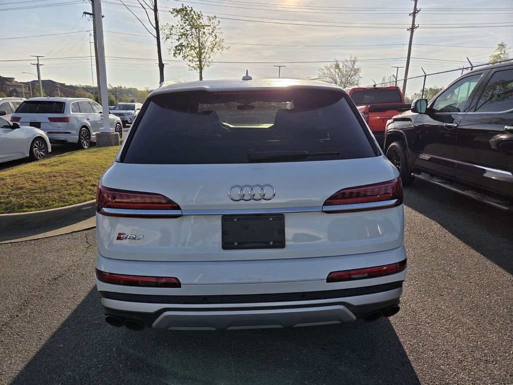 Used 2022 Audi SQ7 Prestige image 7