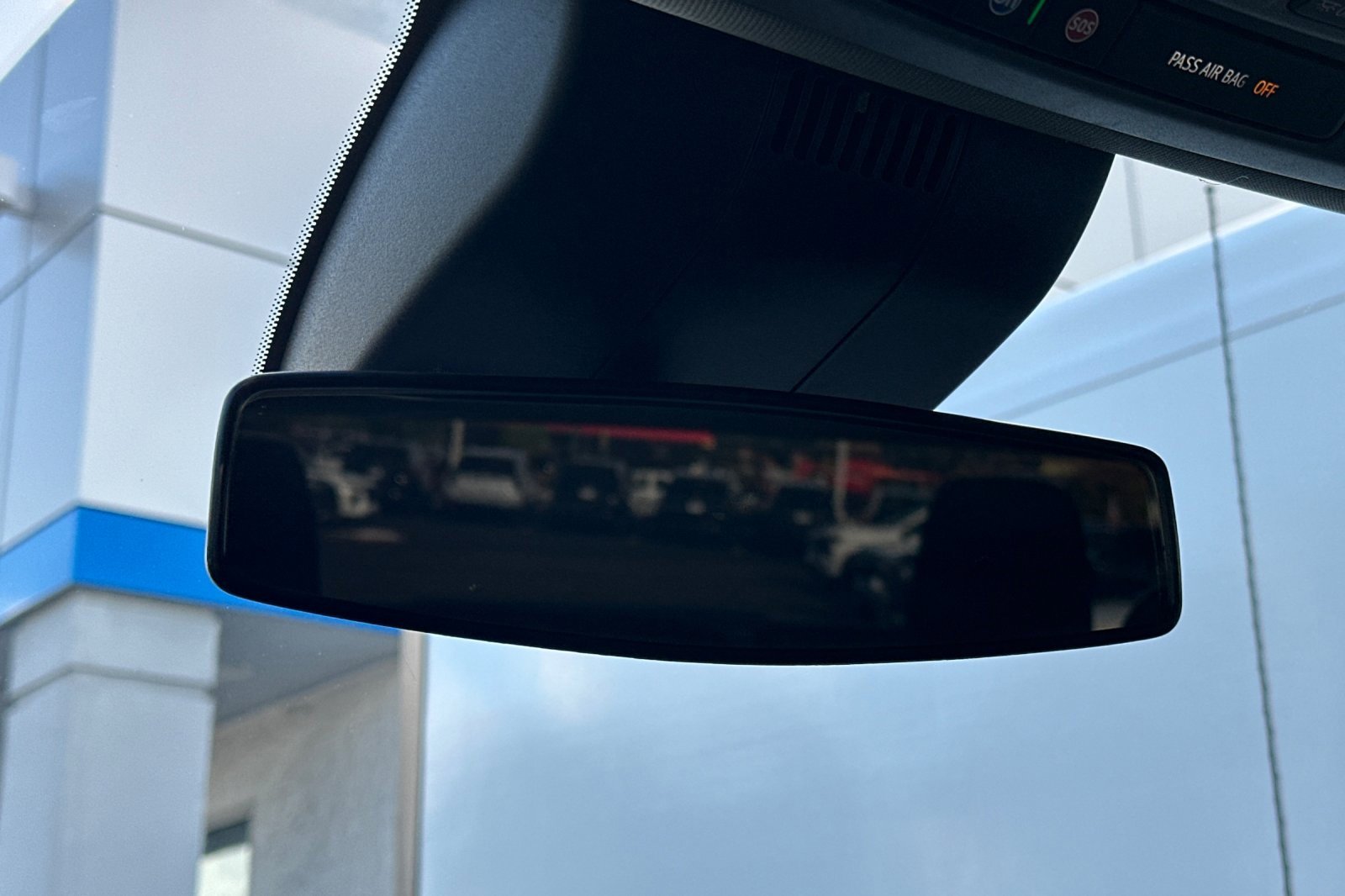 Used 2025 Chevrolet Silverado 1500 LT image 25