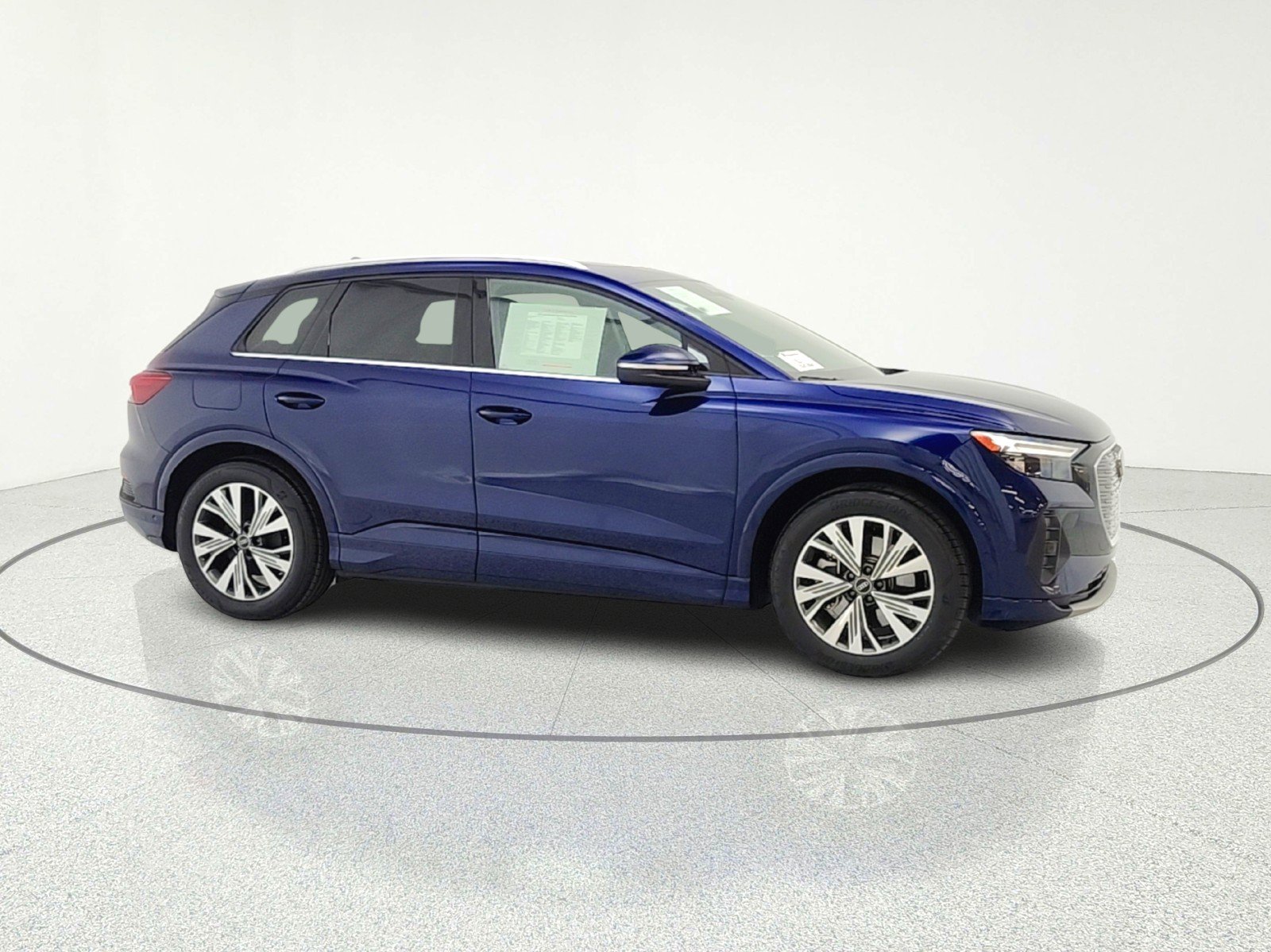 Used 2023 Audi Q4 e-tron Premium Plus w/ Premium Plus image 10