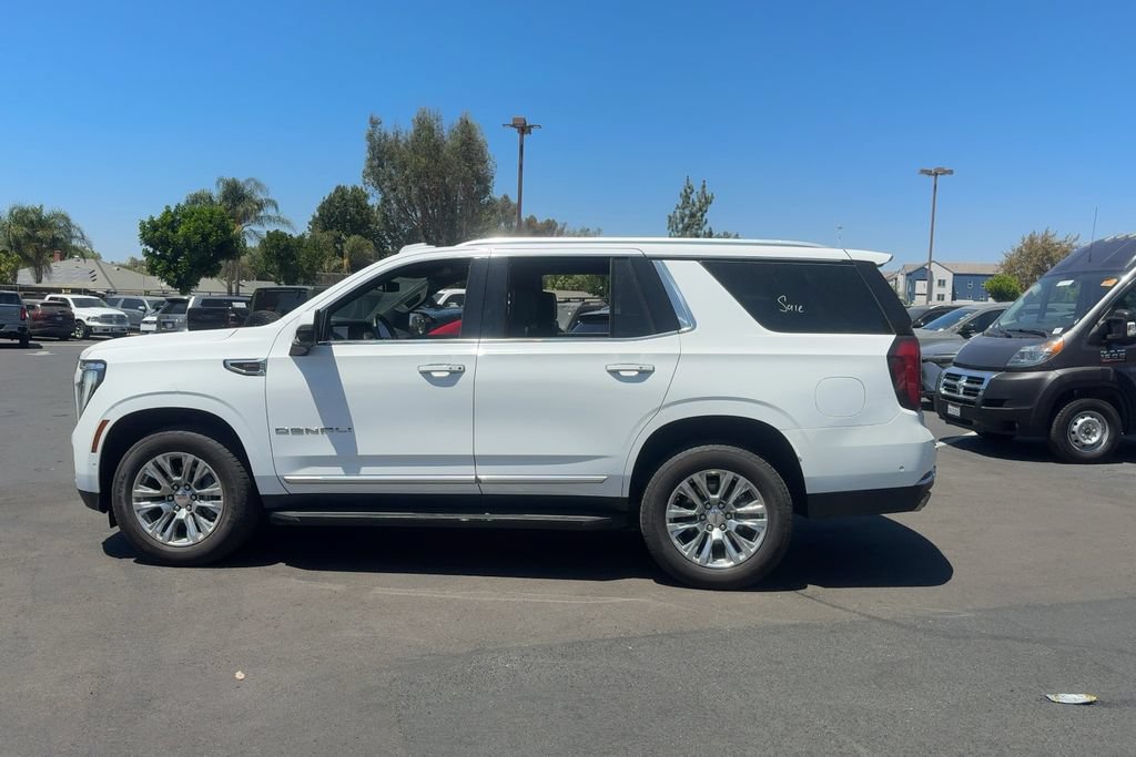 Used 2025 GMC Yukon Denali AWD/4WD image 9