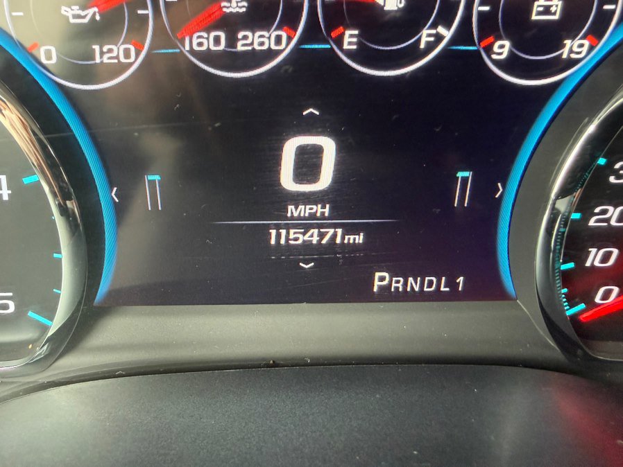 Used 2017 GMC Sierra 2500 Denali w/ Duramax Plus Package AWD/4WD image 16