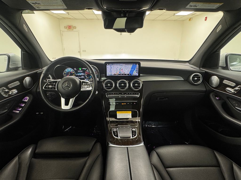 Used 2020 Mercedes-Benz GLC 350e 4MATIC image 33