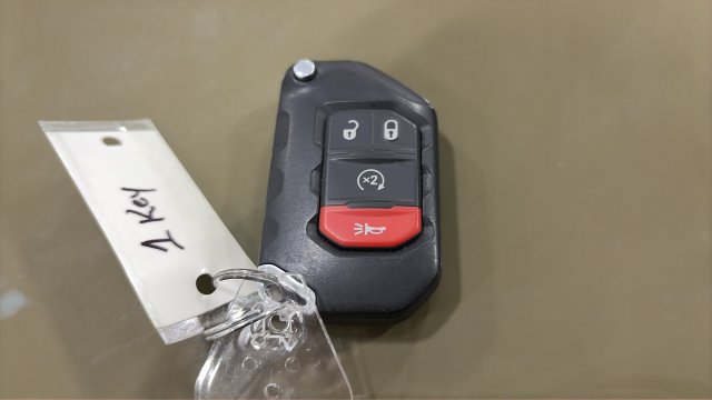 Used 2025 Jeep Wrangler Unlimited Sport AWD/4WD image 28