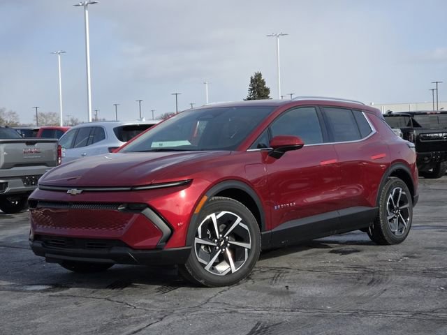New 2026 Chevrolet Equinox EV LT image 2