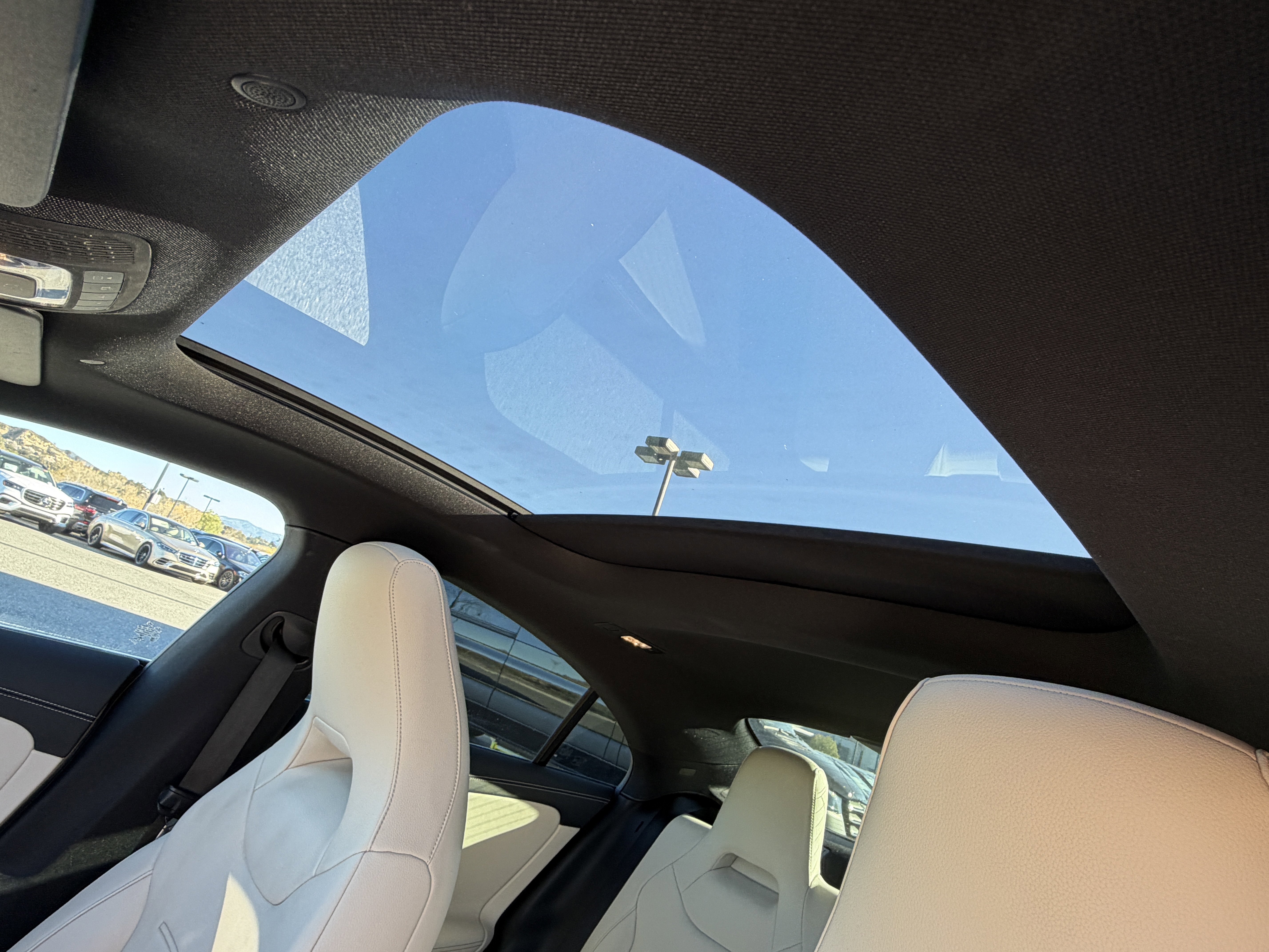 Certified 2020 Mercedes-Benz CLA 250 w/ Premium Package image 21