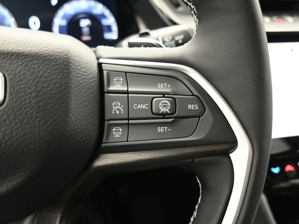 New 2026 Jeep Grand Cherokee Altitude image 20