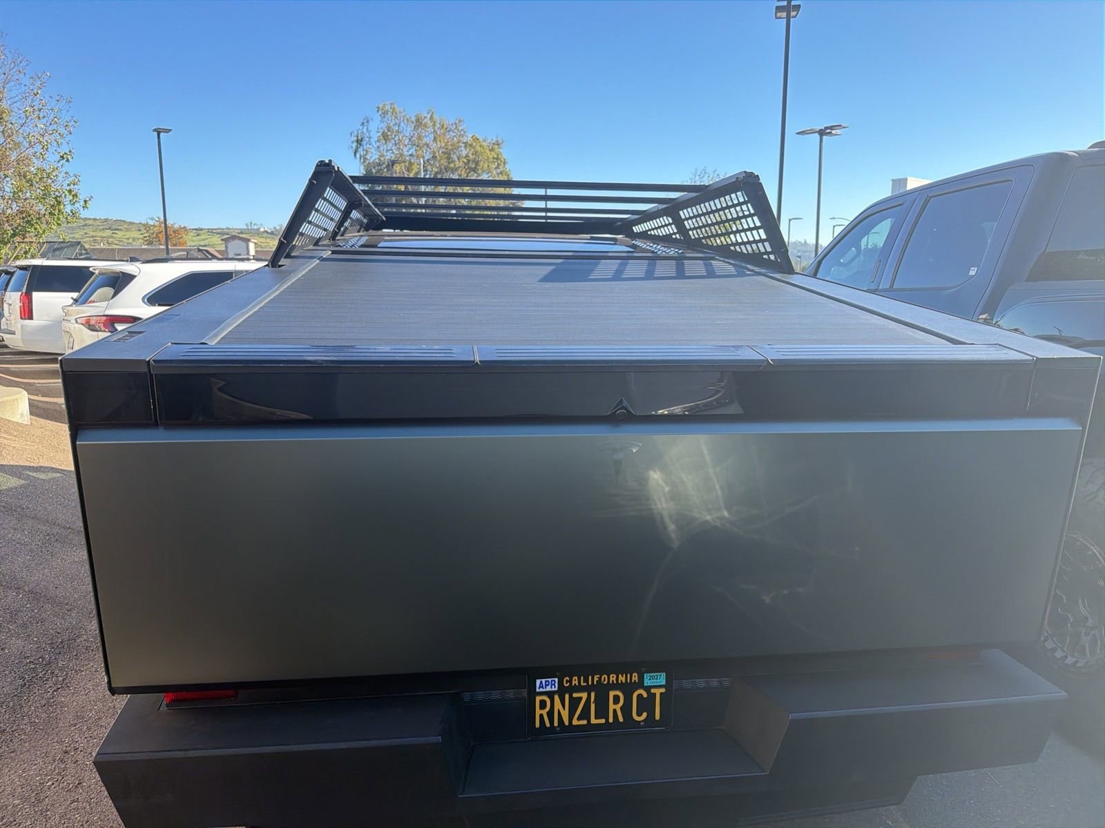 Used 2024 Tesla Cybertruck AWD Crew Cab image 8