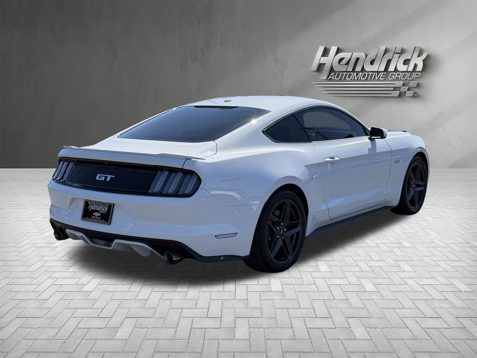 Used 2017 Ford Mustang GT Premium RWD image 9