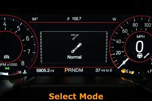 Used 2022 Ford Mustang Shelby GT500 w/ Carbon Fiber Track Pack image 32