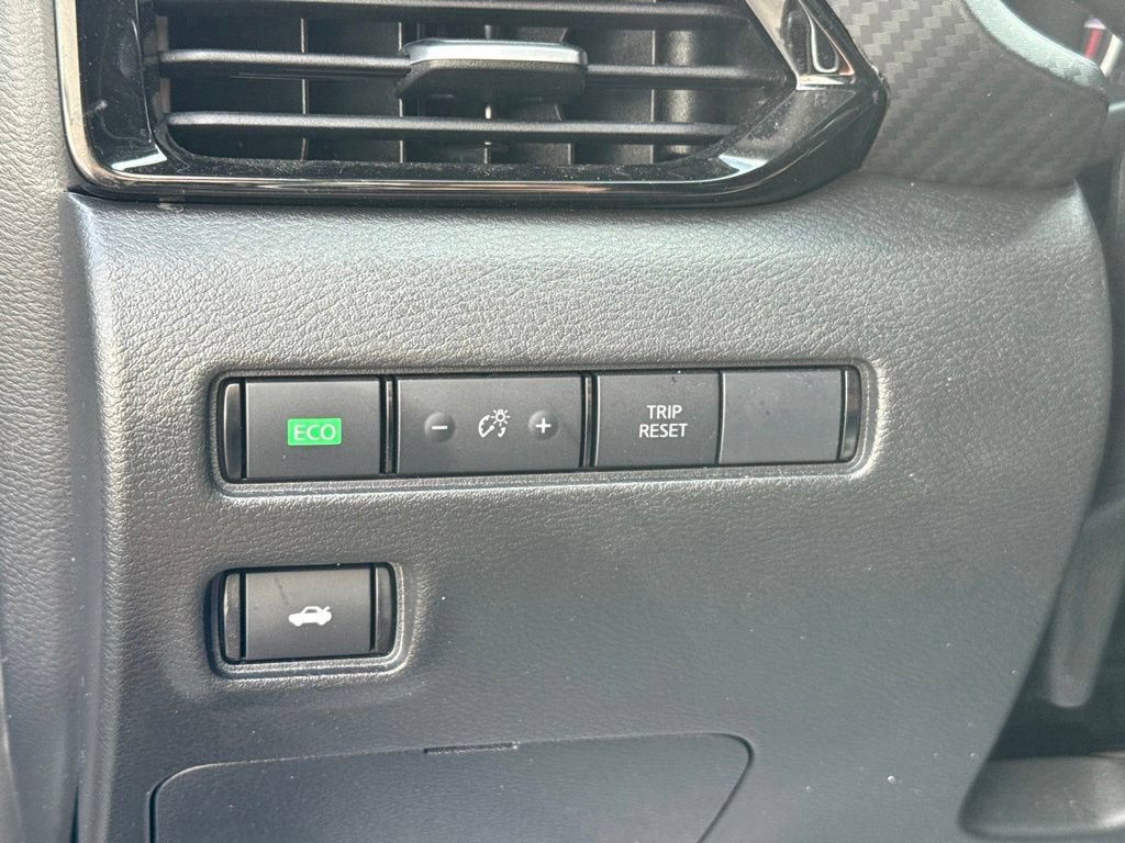 Used 2025 Nissan Sentra SV w/ All-Weather Package FWD image 14