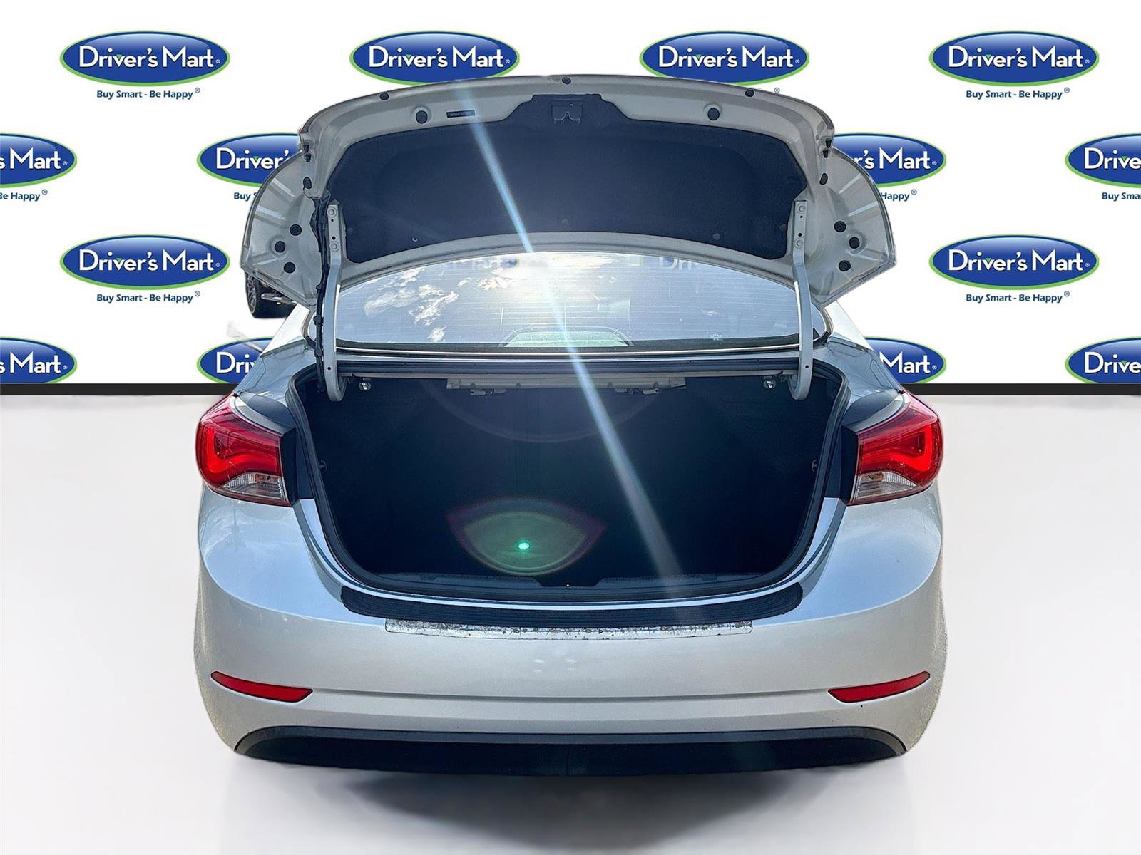Used 2016 Hyundai Elantra Limited FWD image 24
