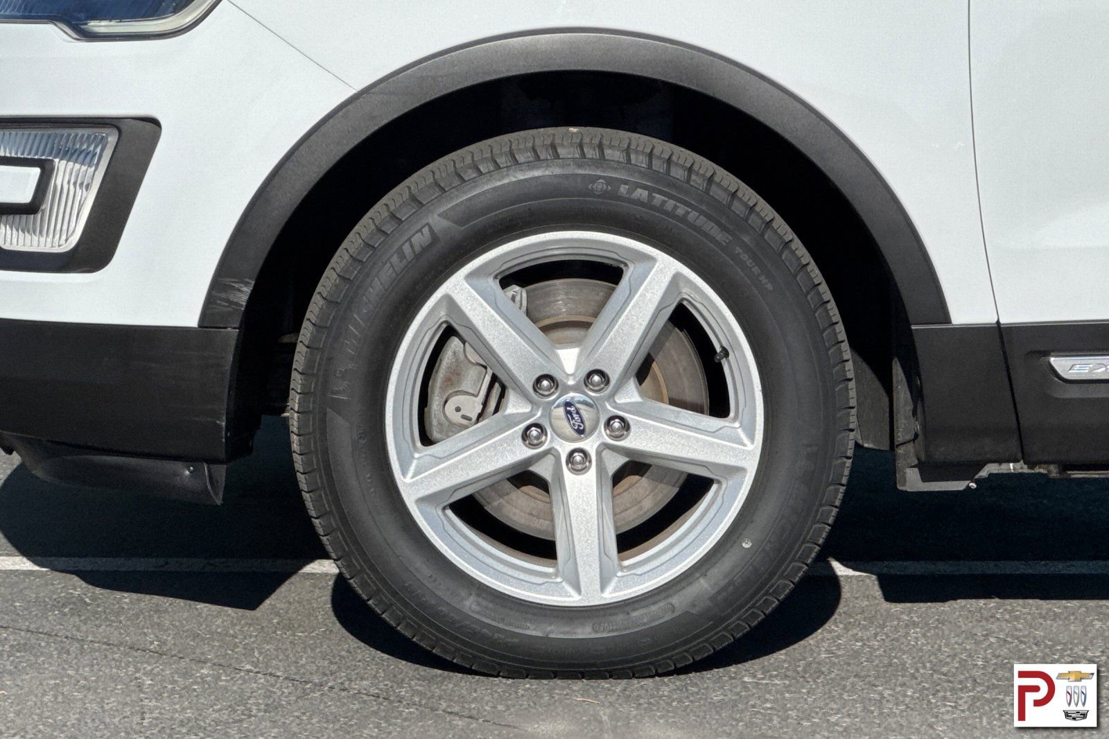 Used 2017 Ford Explorer XLT AWD/4WD image 33