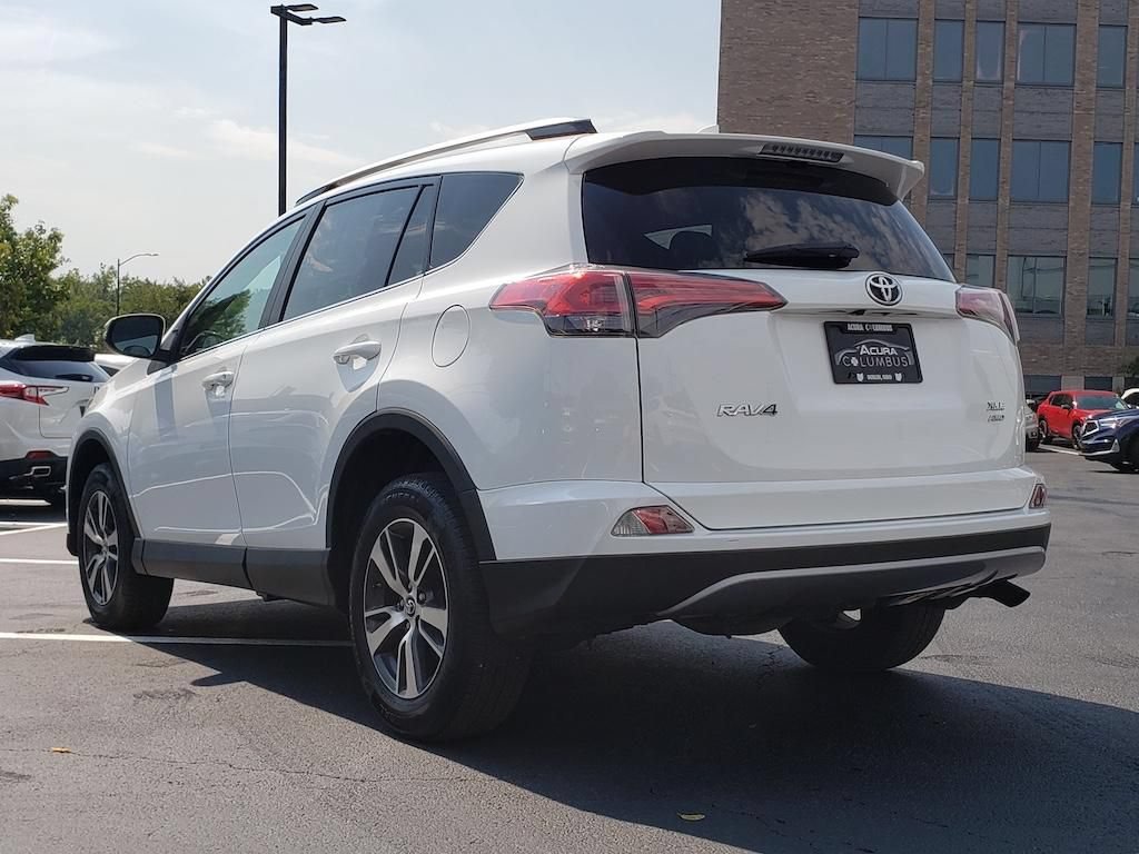 Used 2018 Toyota RAV4 XLE w/ Plus Extra Value Package AWD/4WD image 7