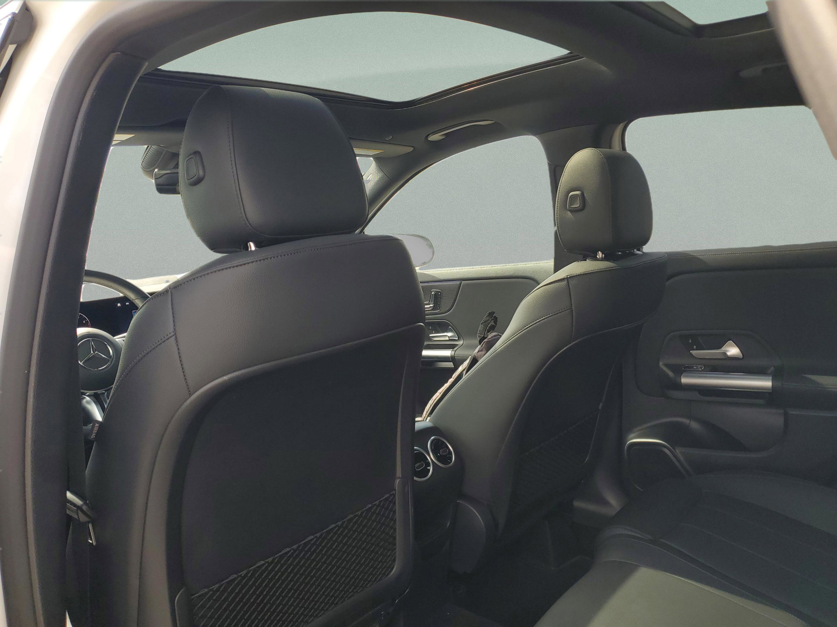 Certified 2025 Mercedes-Benz GLA 250 image 13