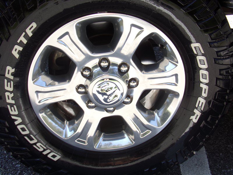 Used 2015 RAM 2500 Tradesman w/ Chrome Appearance Group AWD/4WD image 19
