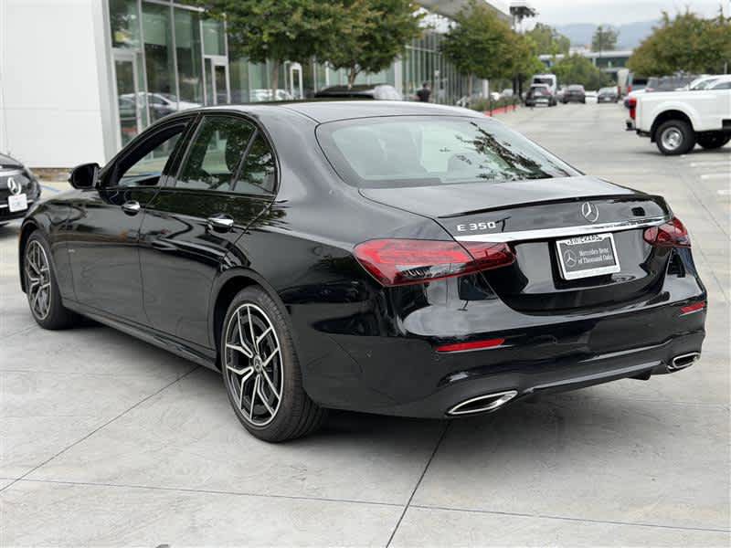 Used 2022 Mercedes-Benz E 350 Sedan image 4