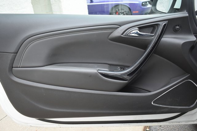 Used 2017 Buick Cascada Premium image 14