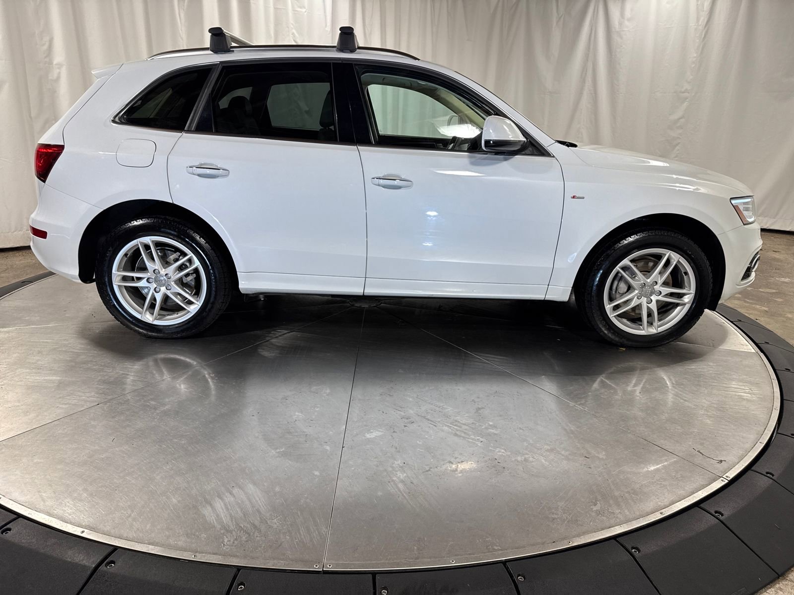 Used 2016 Audi Q5 3.0T Premium Plus w/ Technology Package image 9