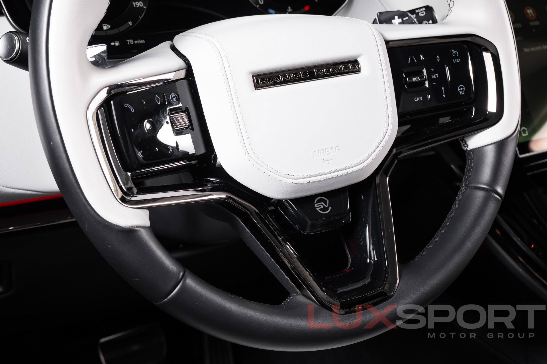 Used 2024 Land Rover Range Rover Sport AWD/4WD image 30