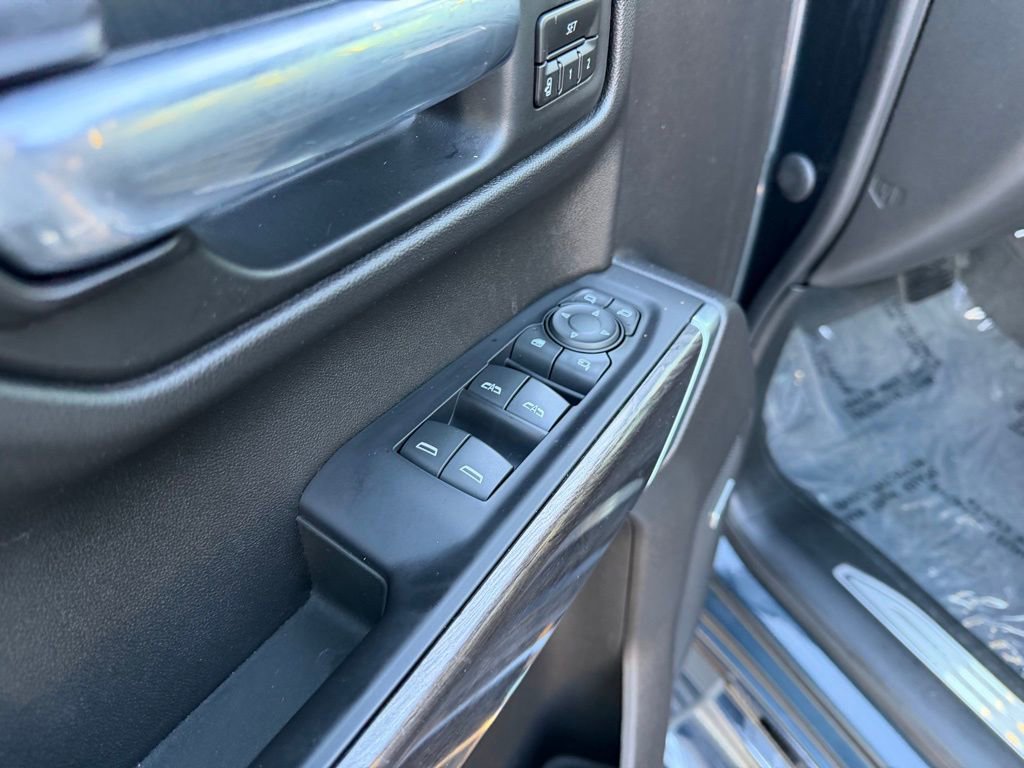 Used 2020 Chevrolet Silverado 1500 LTZ w/ LTZ Plus Package image 15