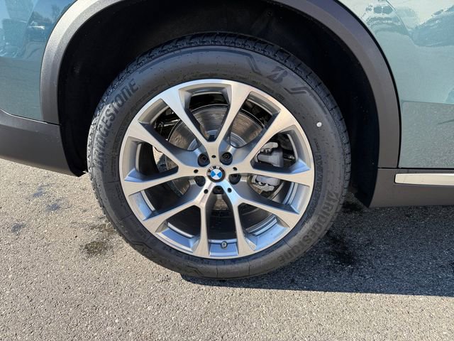 New 2026 BMW X5 xDrive40i w/ Premium Package image 17