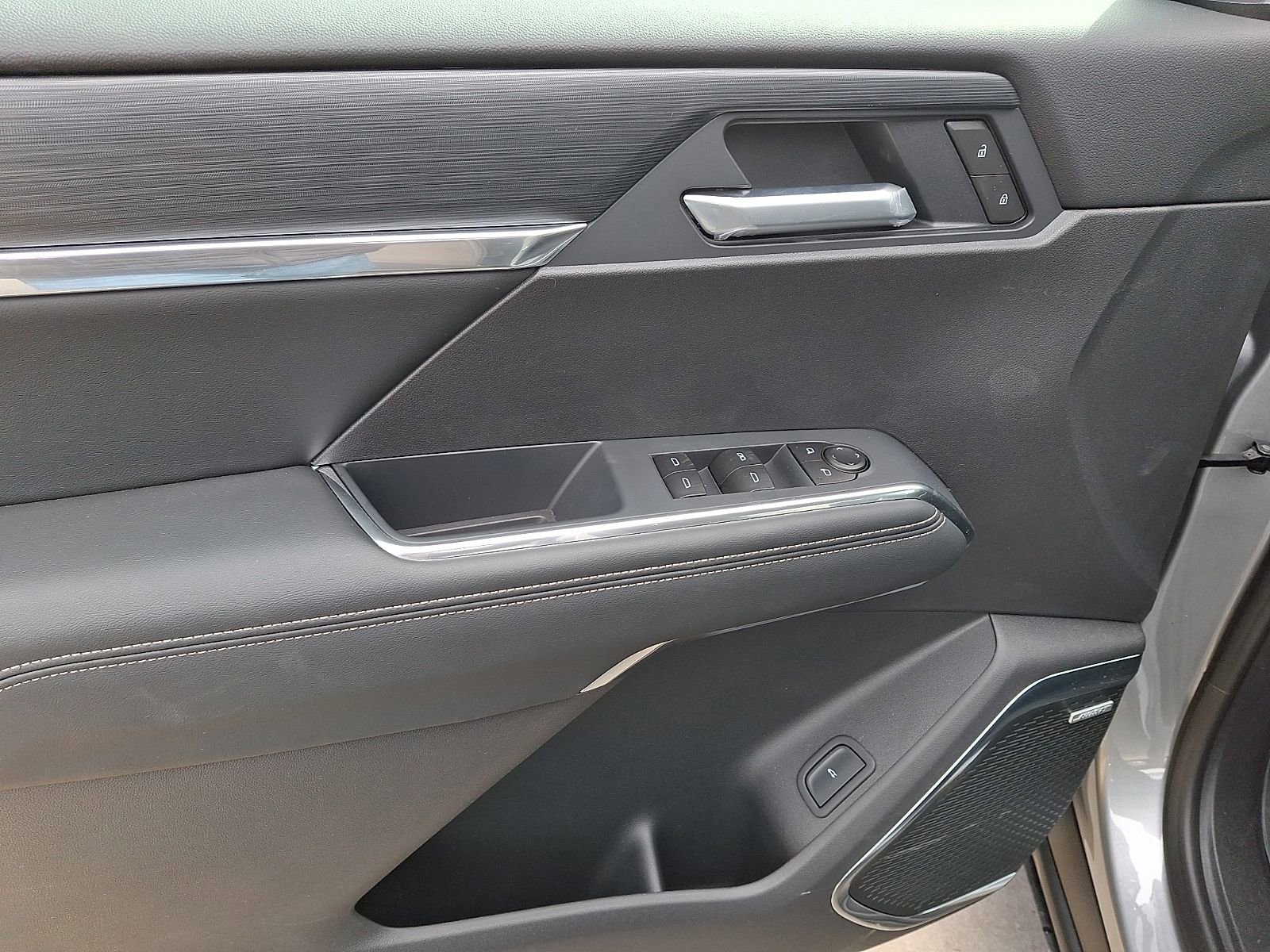 New 2026 GMC Acadia Elevation w/ Elevation Premium Package image 13