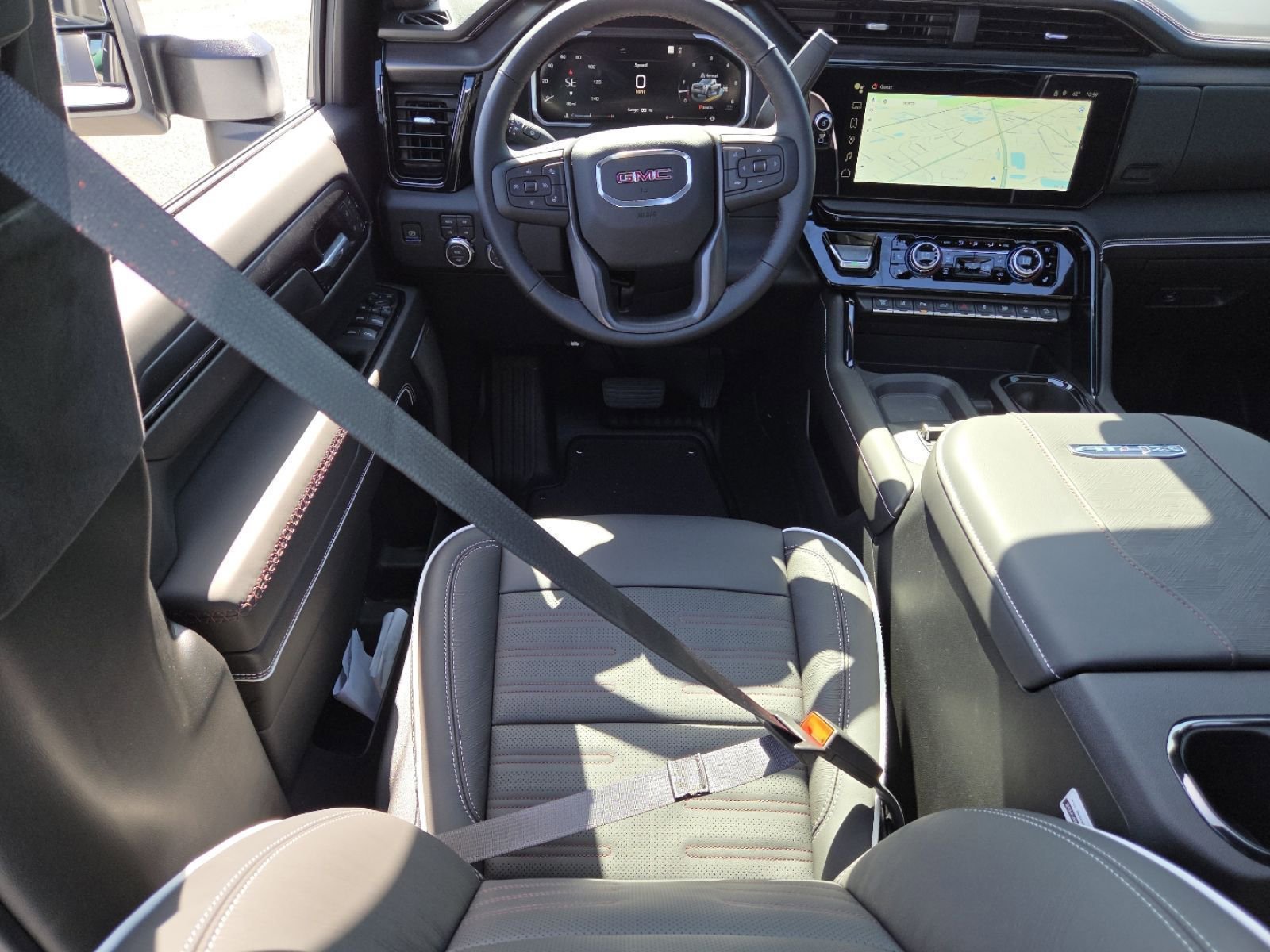 New 2026 GMC Sierra 2500 AT4X w/ LPO, Black Badging Package image 32