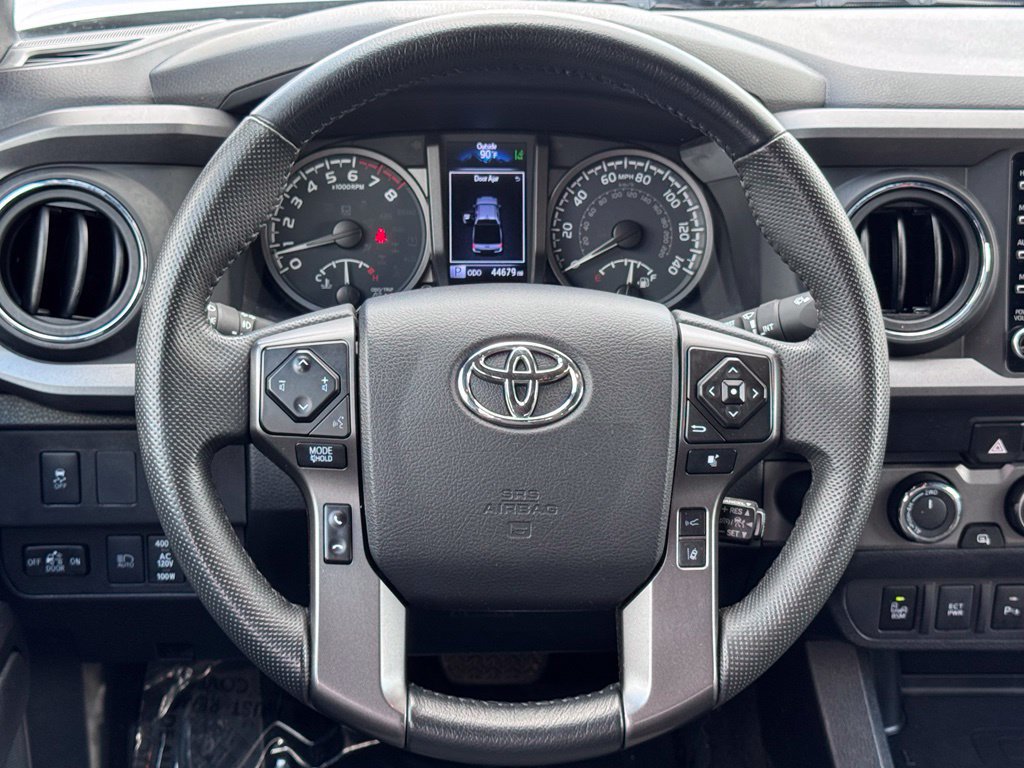 Used 2023 Toyota Tacoma TRD Off-Road w/ Technology Package AWD/4WD image 7