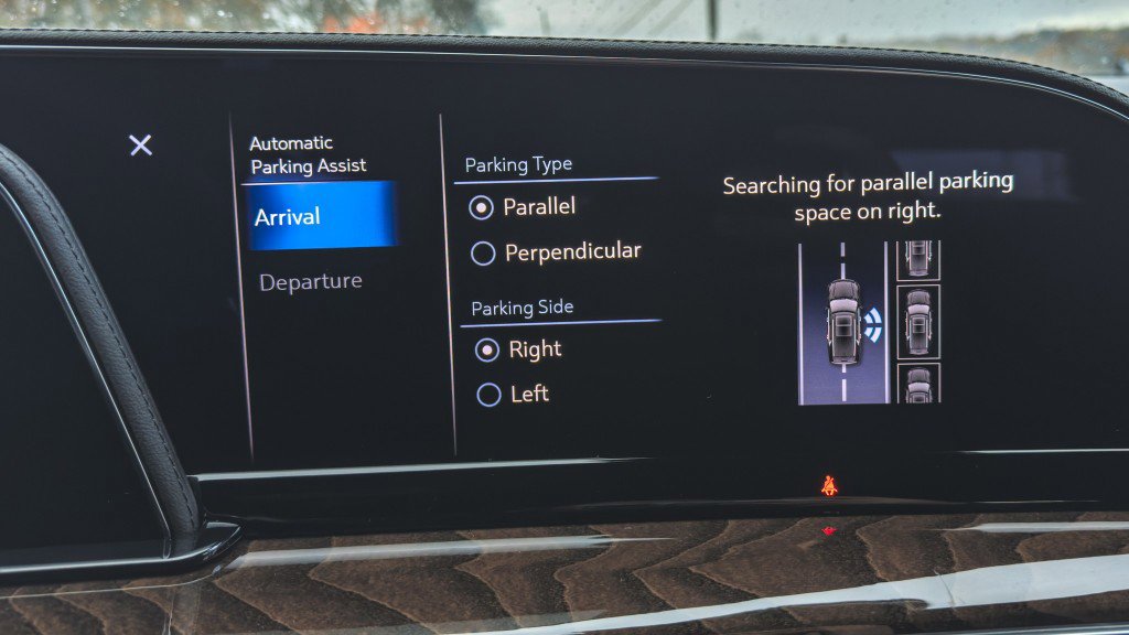 Used 2022 Cadillac Escalade ESV Sport Platinum w/ Heavy-Duty Trailer Package image 62