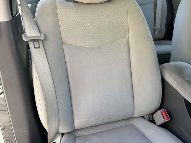 Used 2012 Nissan Leaf SL image 23