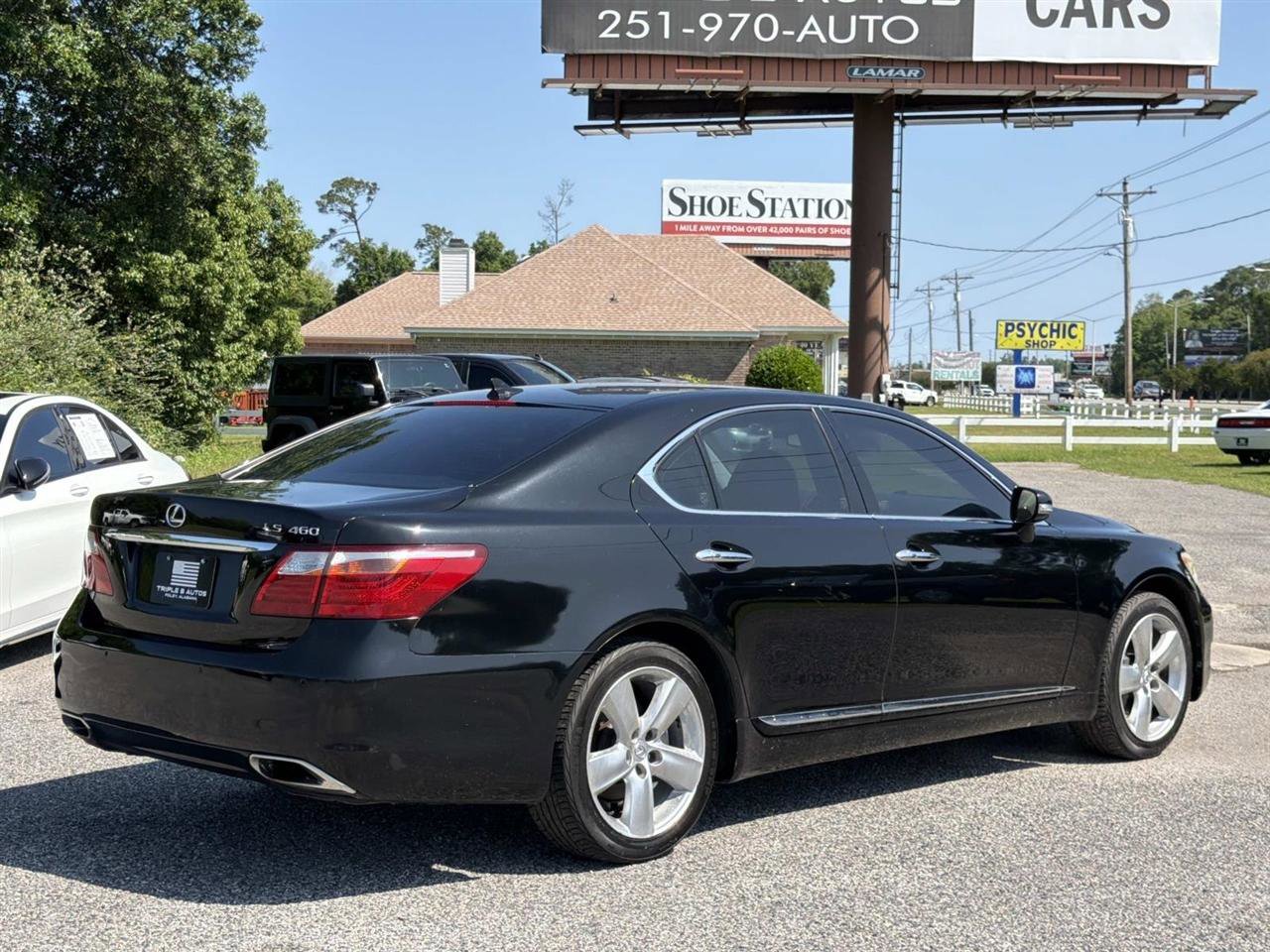 Used 2011 Lexus LS 460 w/ Comfort Pkg RWD image 6