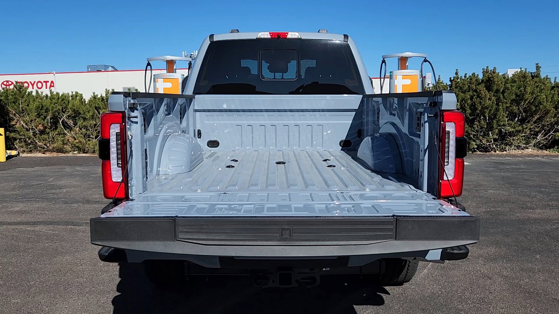 New 2026 Ford F350 Platinum image 17