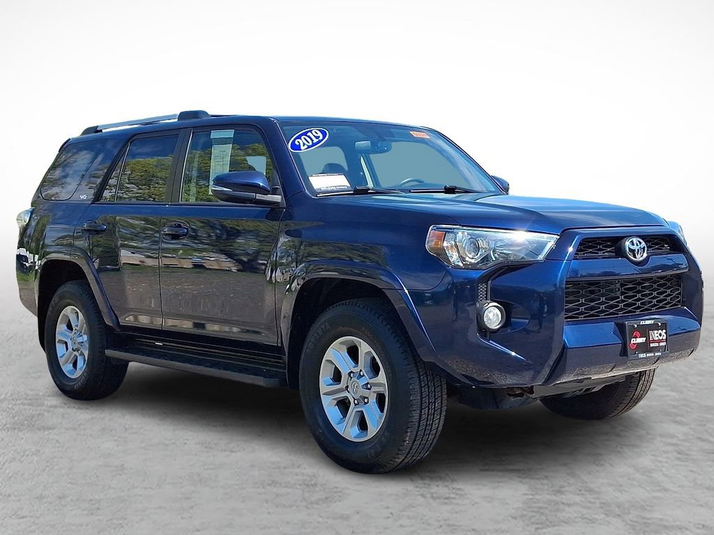 Used 2019 Toyota 4Runner SR5 Premium AWD/4WD image 3