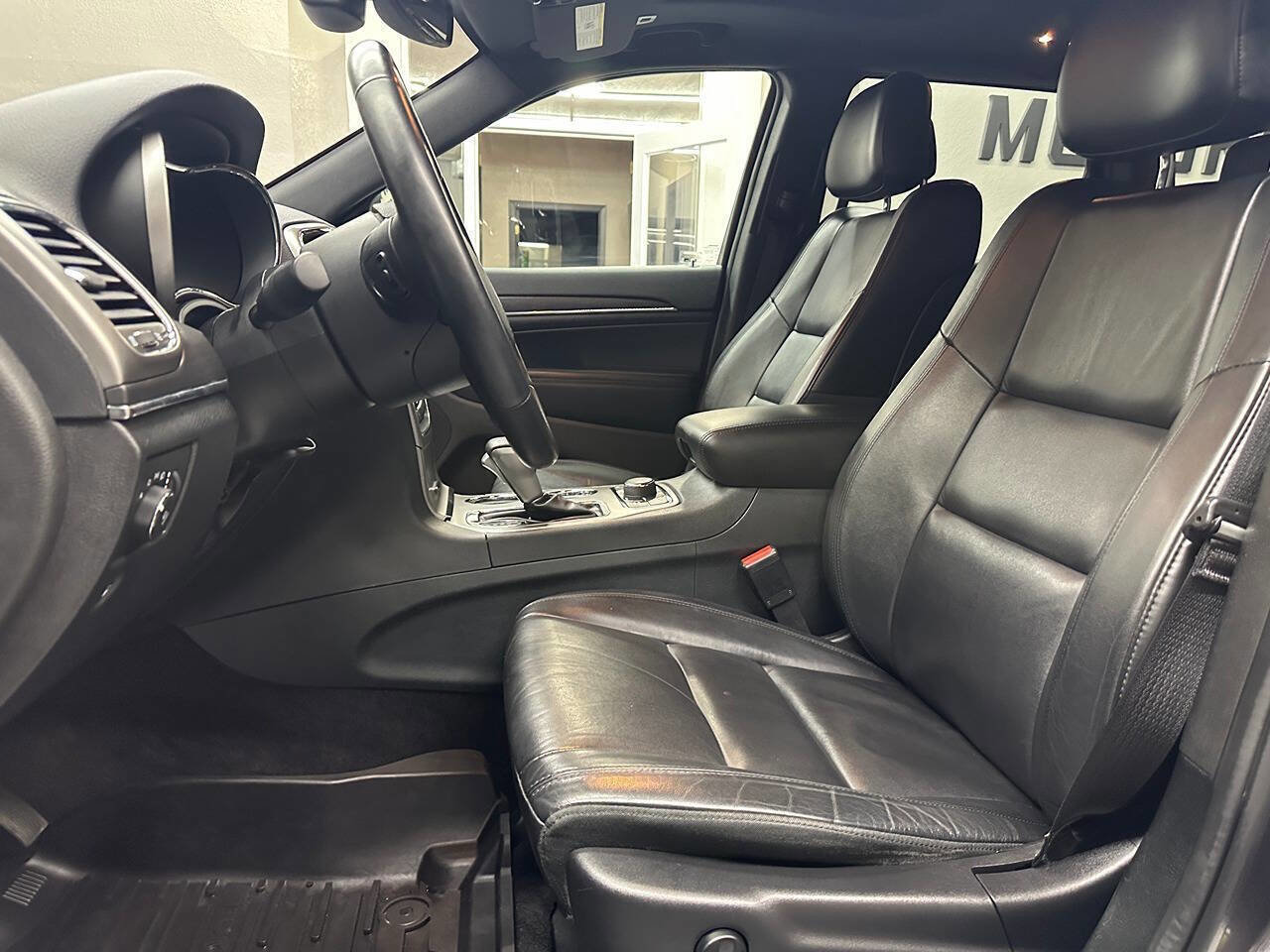 Used 2018 Jeep Grand Cherokee Limited image 19