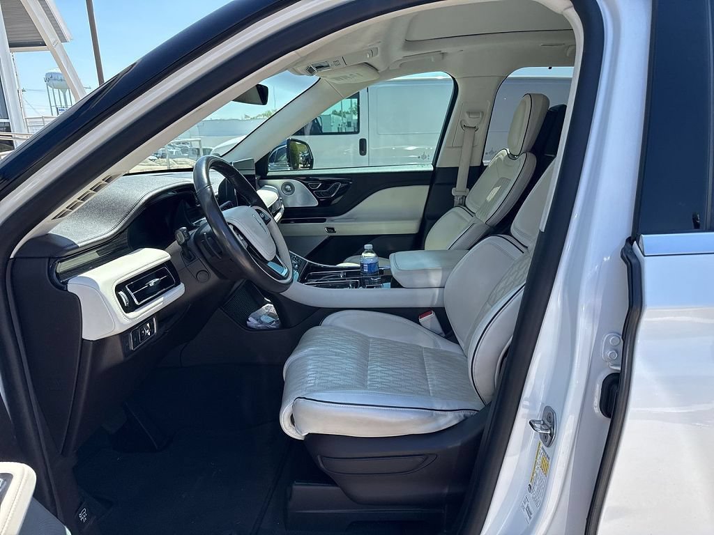 Used 2021 Lincoln Aviator Black Label w/ Dynamic Handling Package AWD/4WD image 9