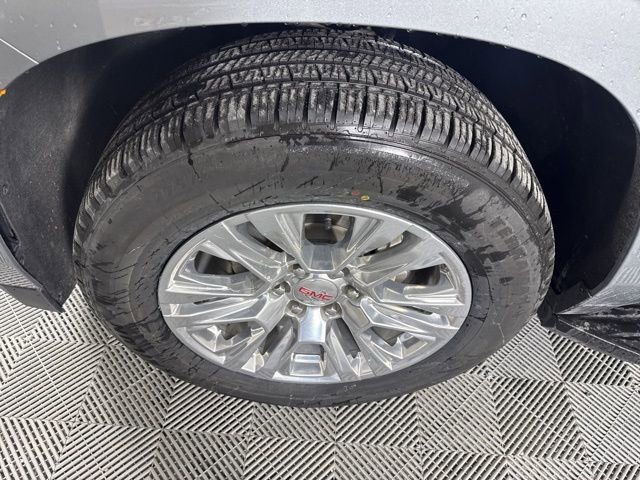 Used 2024 GMC Yukon Denali image 10