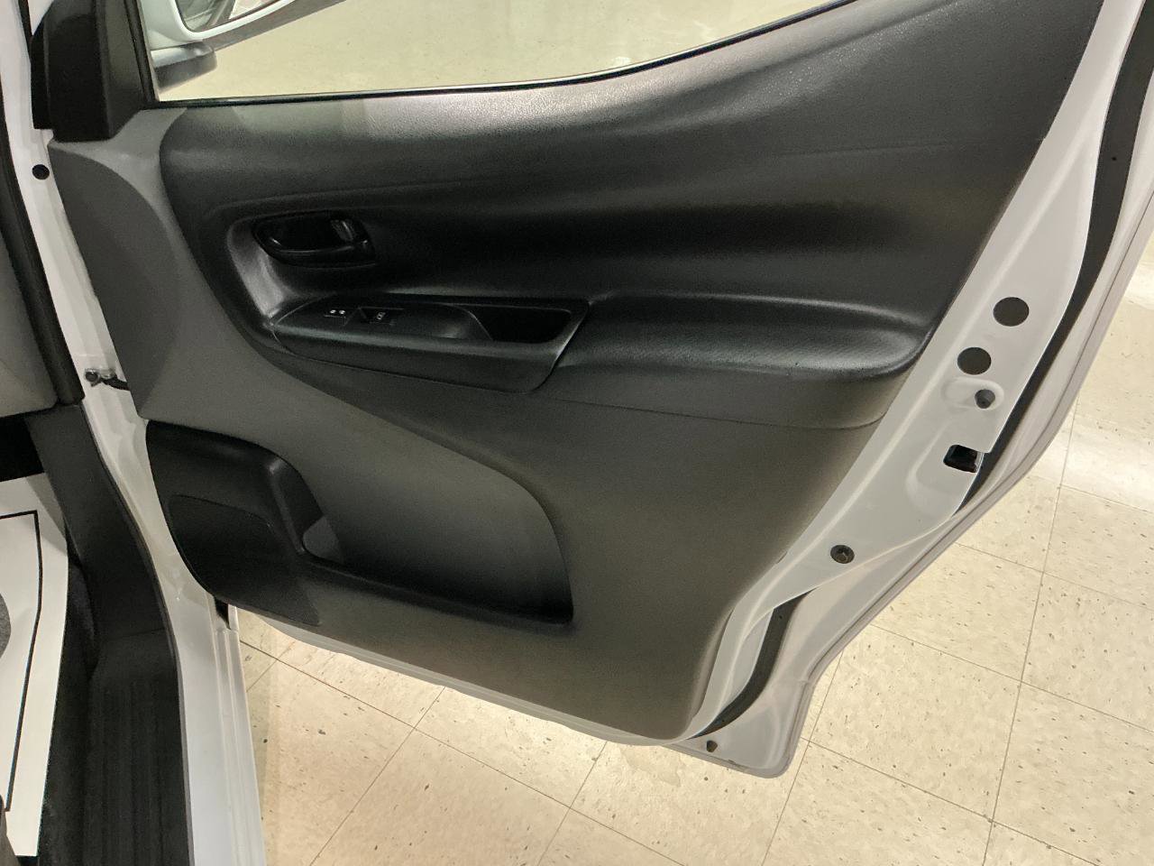 Used 2021 Nissan NV200 SV w/ Back Door Glass Package FWD image 23
