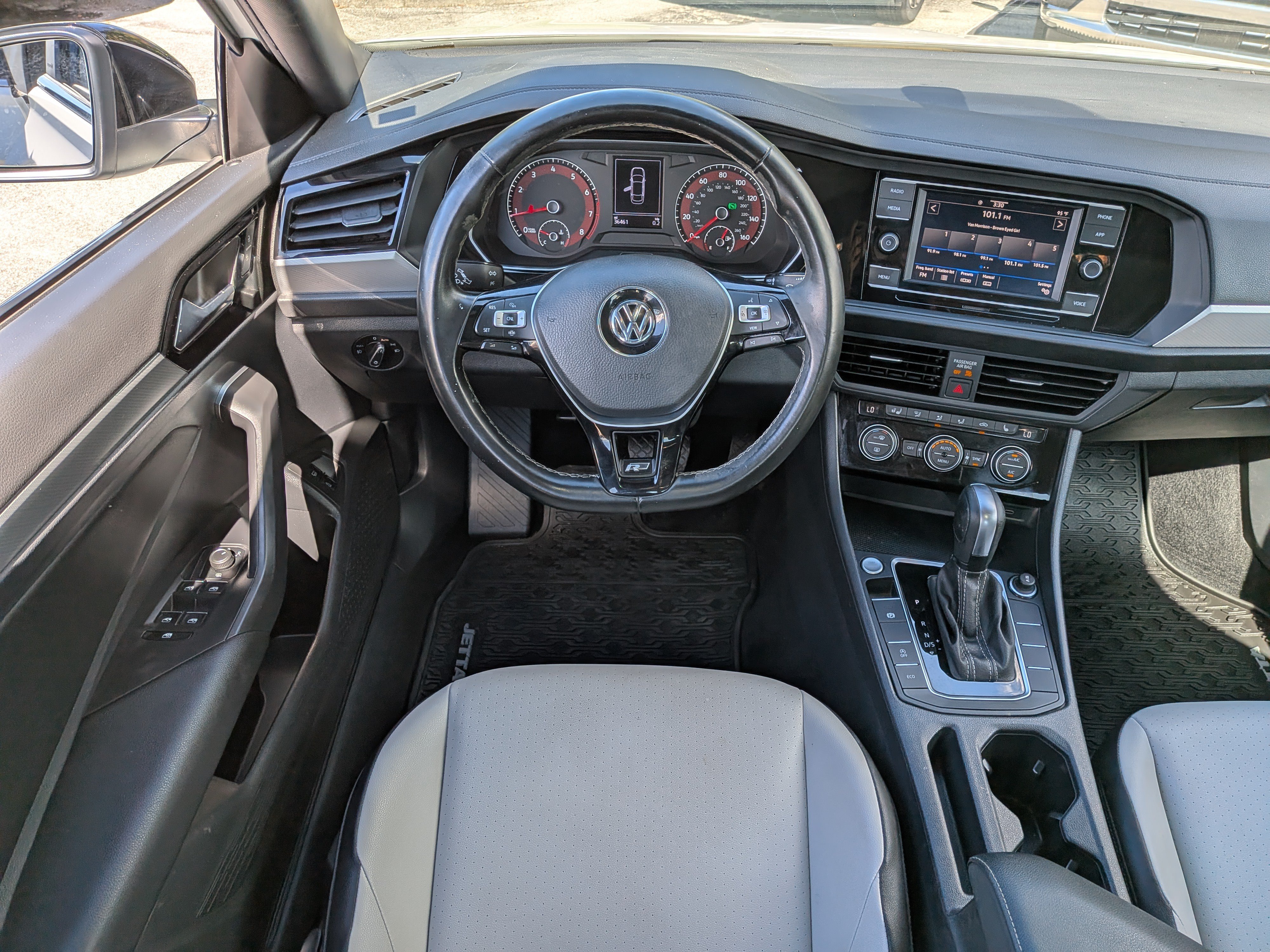 Used 2021 Volkswagen Jetta R-Line FWD image 17