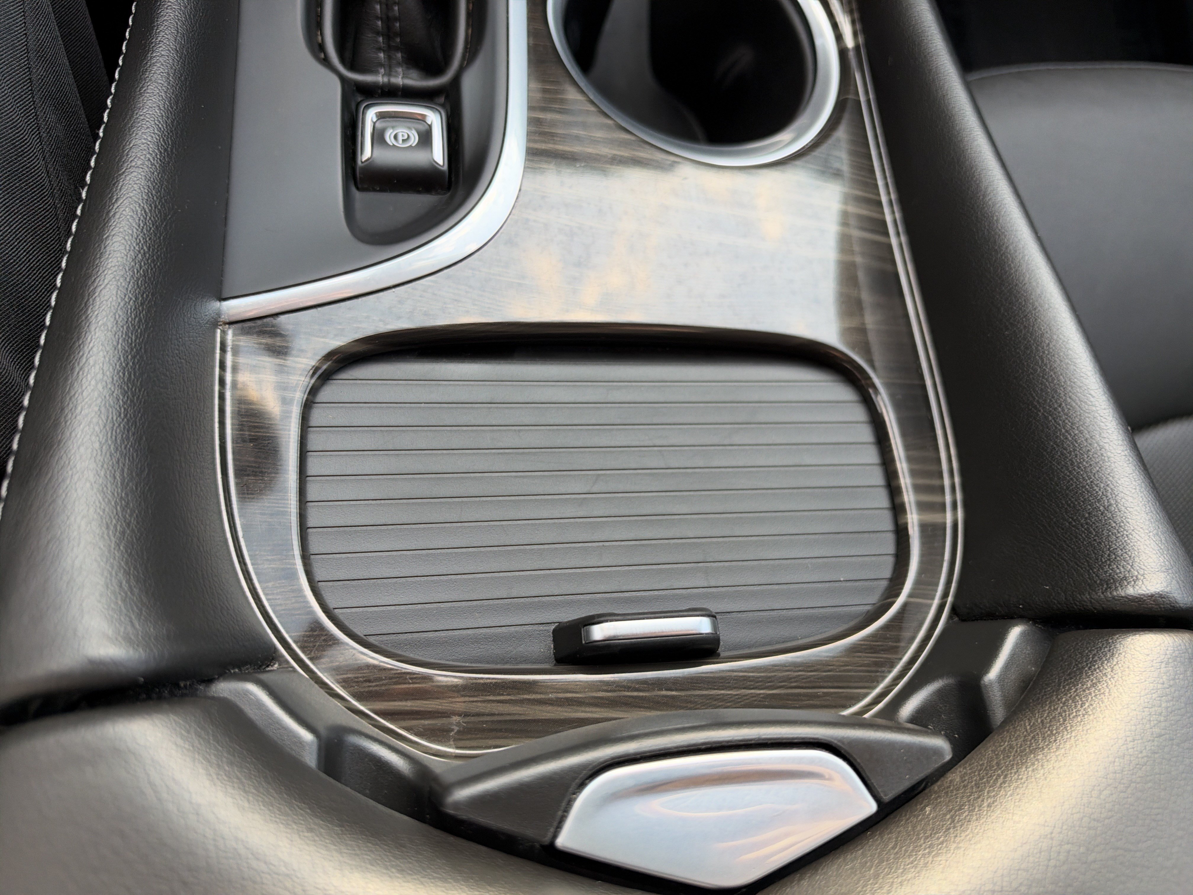 Used 2019 Buick Envision Premium AWD/4WD image 37