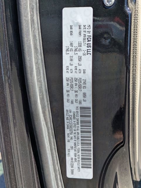 Used 2016 Chrysler Town & Country Touring-L w/ Driver Convenience Group FWD image 35