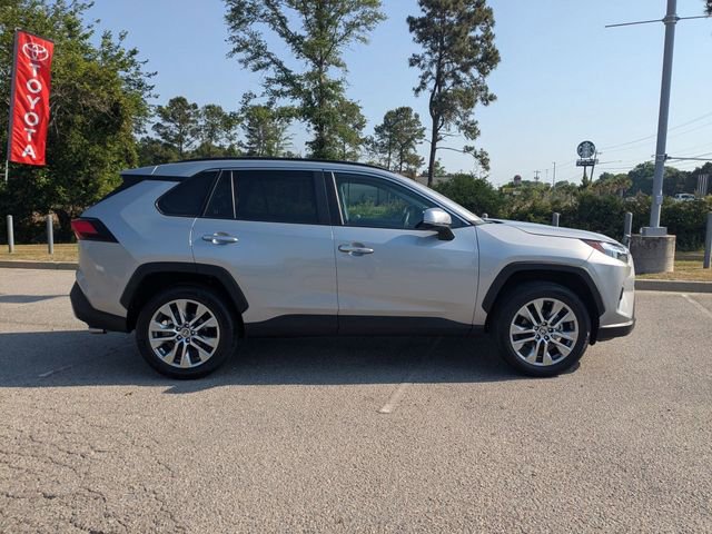 Used 2022 Toyota RAV4 Limited w/ Limited Grade Weather Package FWD image 2