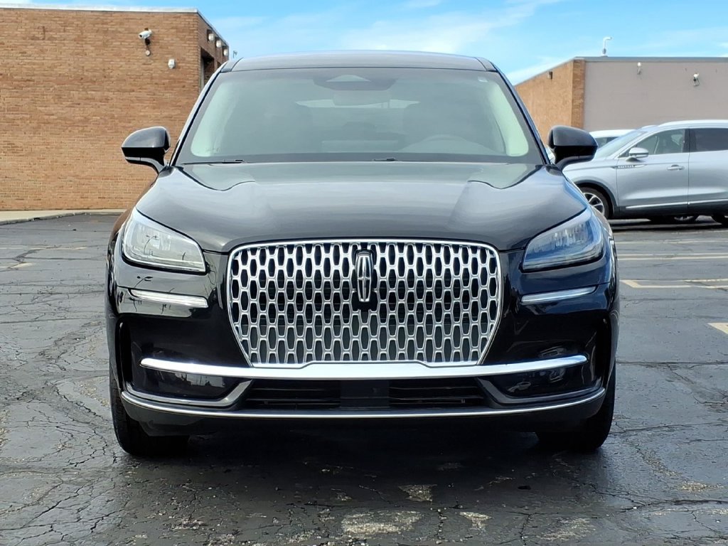 Certified 2023 Lincoln Corsair AWD image 2