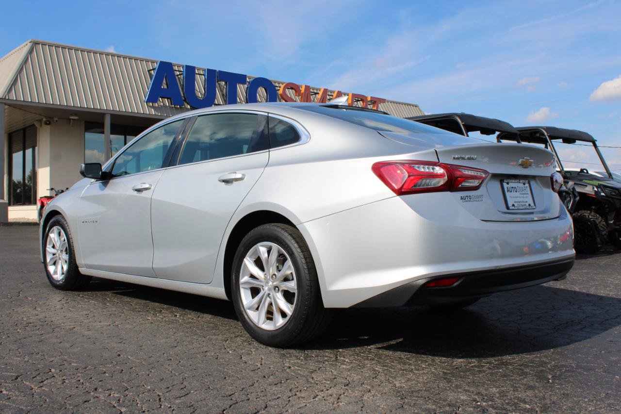 Used 2020 Chevrolet Malibu LT FWD image 11