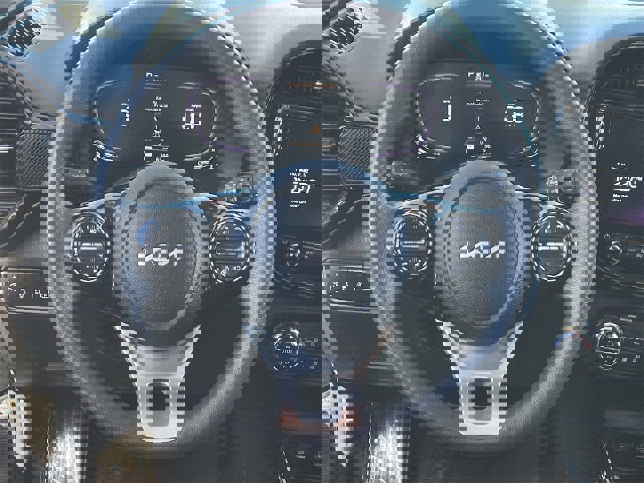 Certified 2023 Kia Soul S image 21