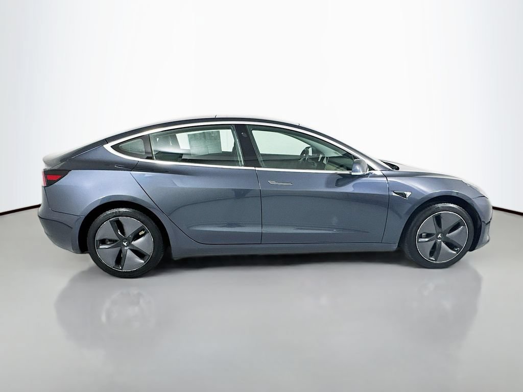 Used 2018 Tesla Model 3 Mid Range RWD image 9