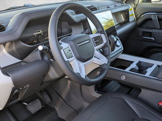 New 2026 Land Rover Defender 110 X-Dynamic SE AWD/4WD image 3