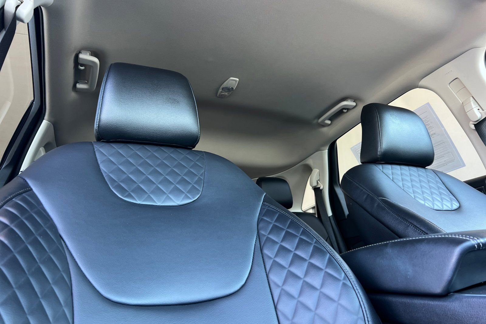 Used 2024 Ford Edge Titanium image 18